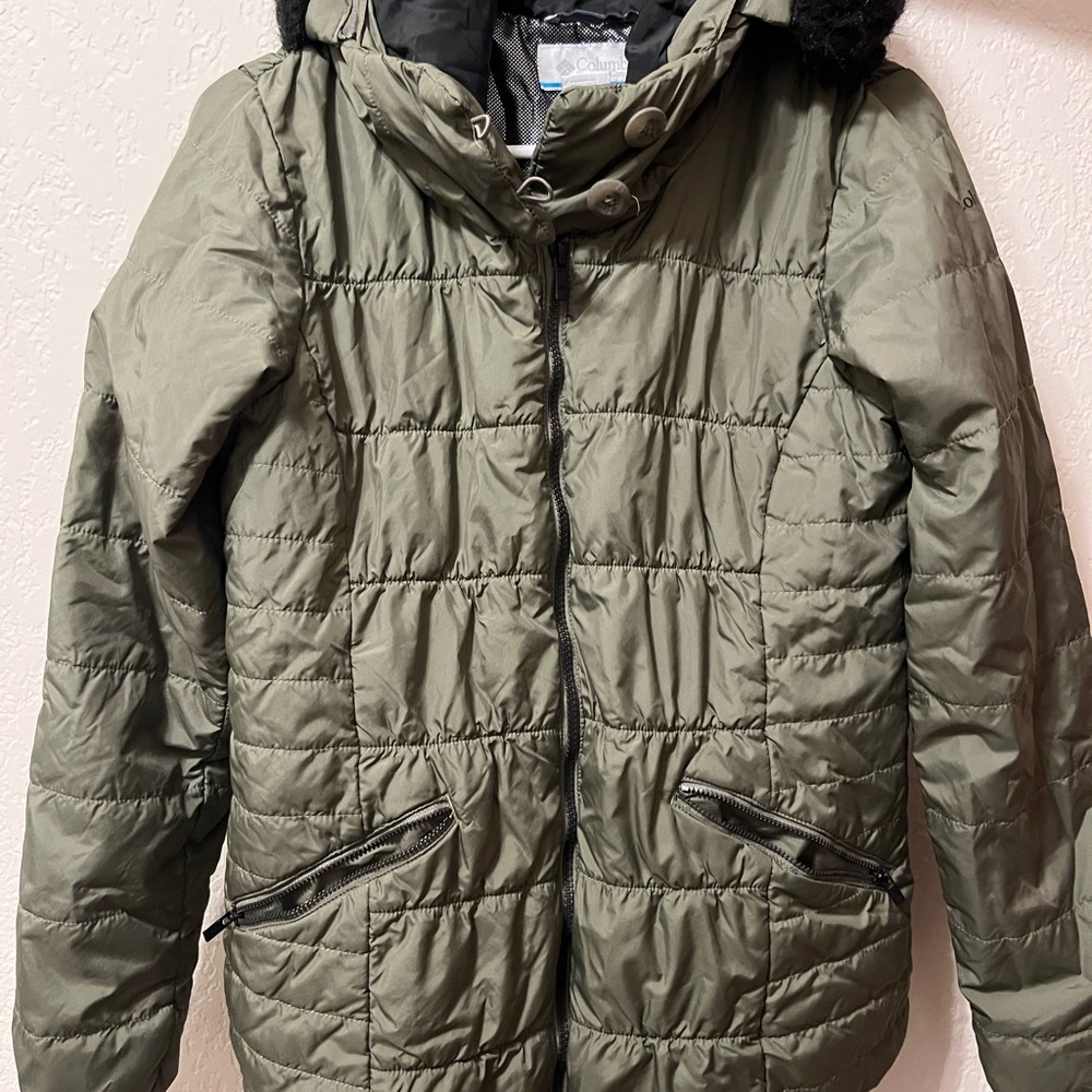 Columbia Olive Green Hooded Puffer Jacket